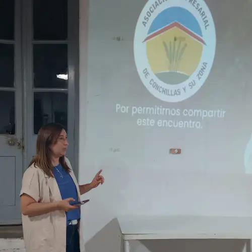 Katia Barisone charla Katia Barisone charla